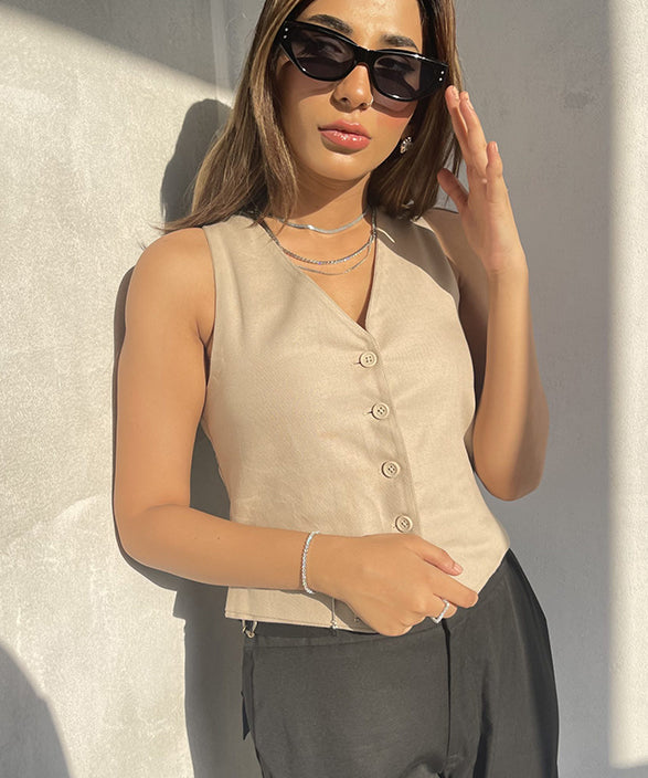 KHLOE-BLACK-SUNGLASSES-1.jpg
